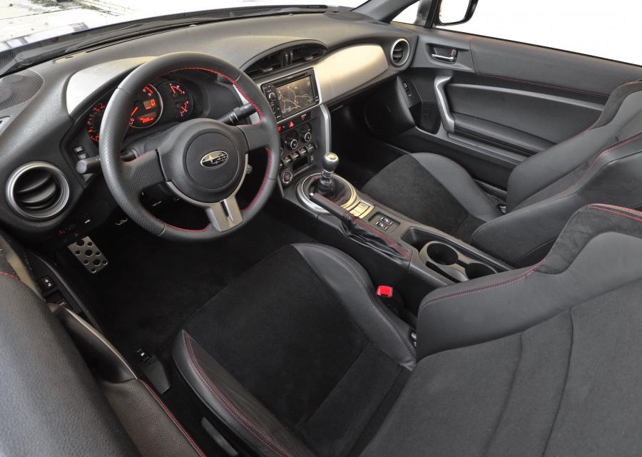  Subaru BRZ 2013 года  (US) (фото 28 из 100)